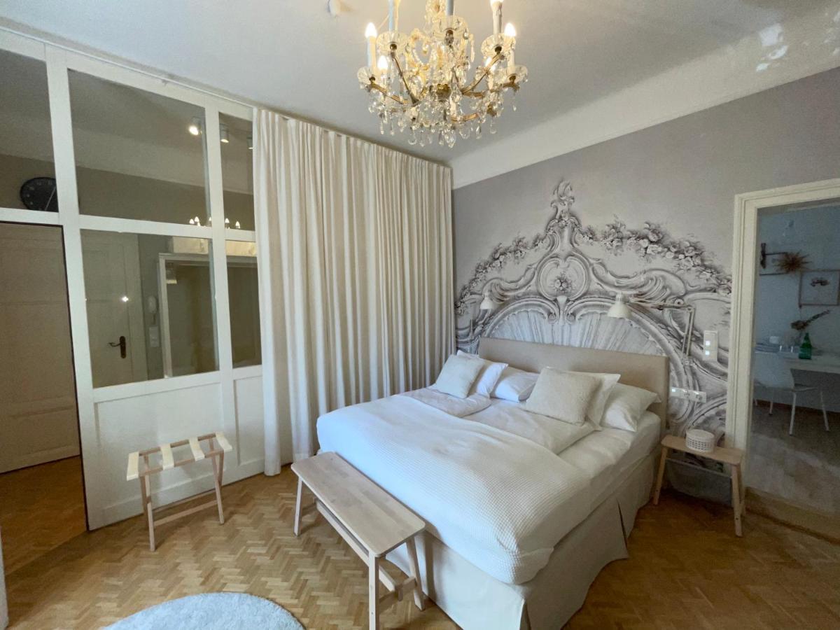 White Flat By Grazrentals With Cool Location & Free Parking Exterior foto